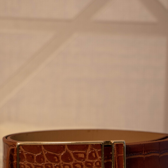 https://rawda-sy.kyveli.me/products/brown-leather-belt