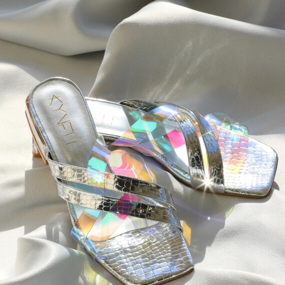 https://rawda-sy.kyveli.me/products/cupcake