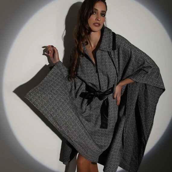 https://rawda-sy.kyveli.me/products/leather-details-cover-up