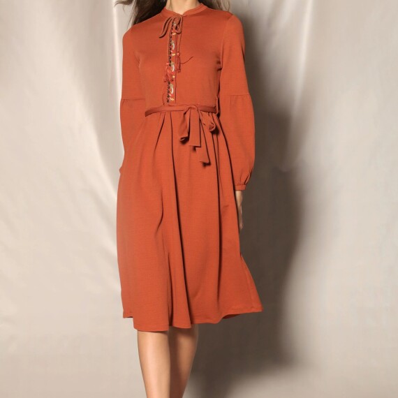 https://rawda-sy.kyveli.me/products/lazy-sunday-oriental-dress