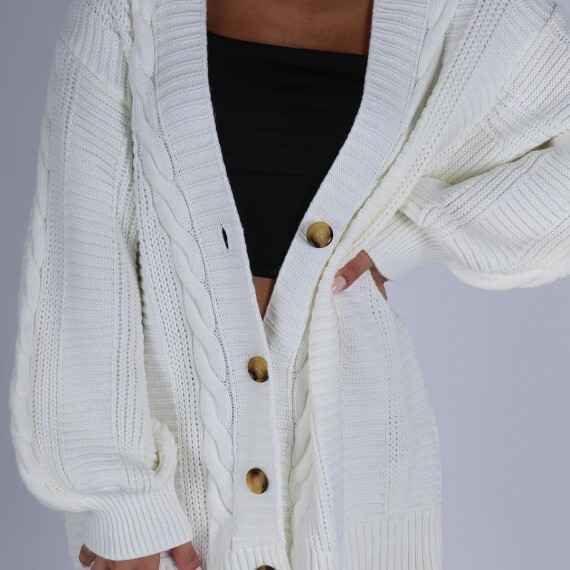 https://rawda-sy.kyveli.me/products/cloud-pattern-cardigan-1