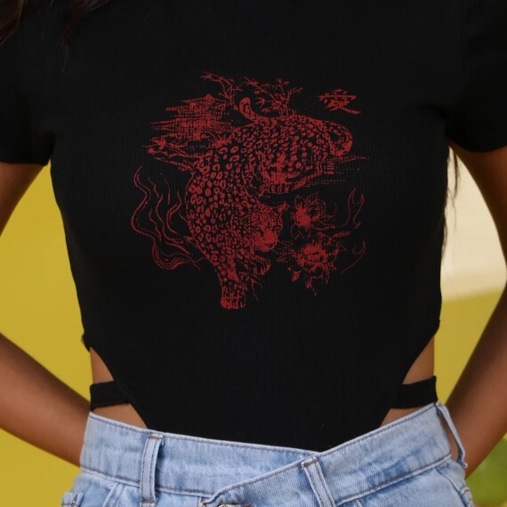 https://rawda-sy.kyveli.me/products/savage-body-suit