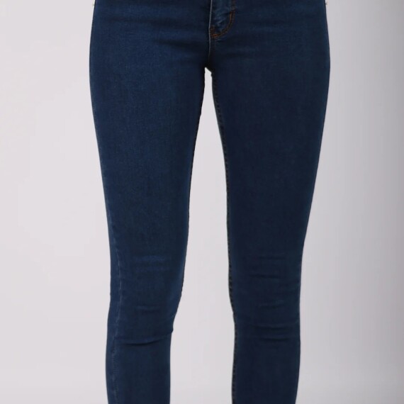 https://rawda-sy.kyveli.me/products/skinny-jeans