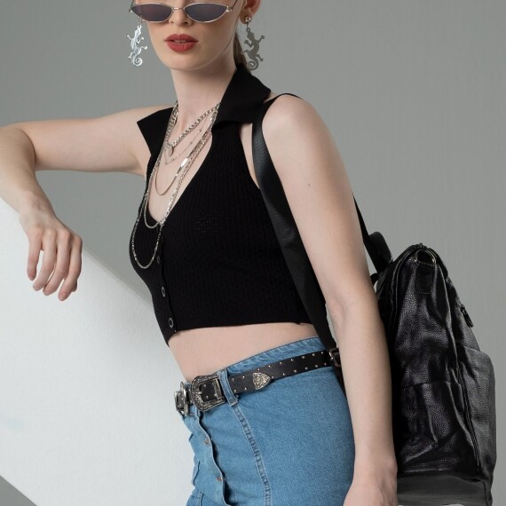 https://rawda-sy.kyveli.me/products/knitwear