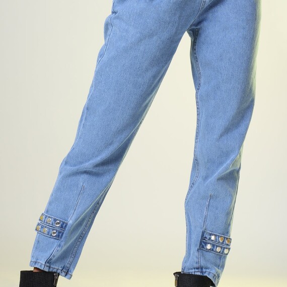 https://rawda-sy.kyveli.me/products/pinned-pants