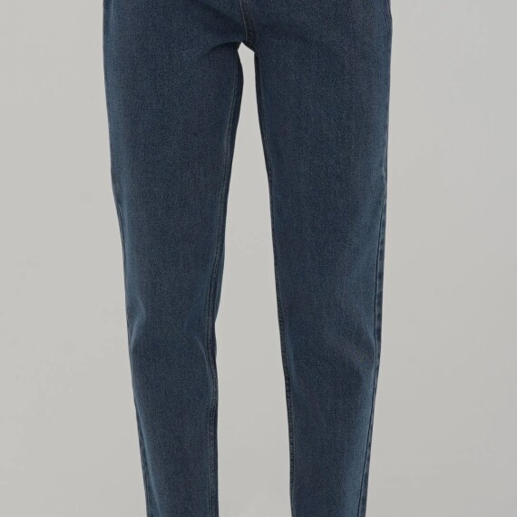 https://rawda-sy.kyveli.me/products/mom-belted-jeans