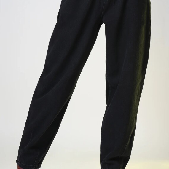 https://rawda-sy.kyveli.me/products/slouchy-pants