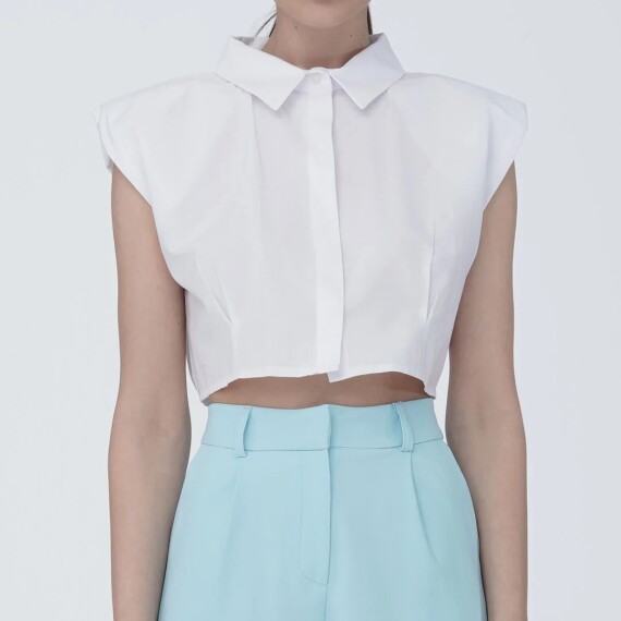https://rawda-sy.kyveli.me/products/crop-shirt
