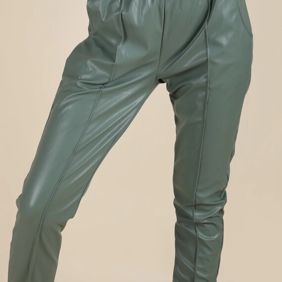 https://rawda-sy.kyveli.me/products/ly-leather-joggers