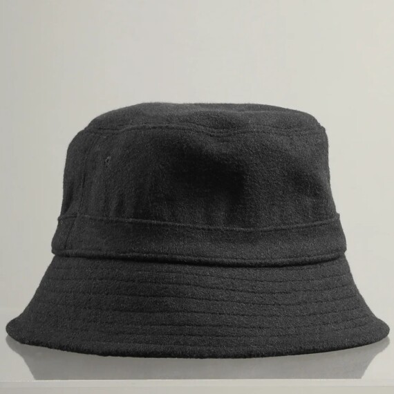 https://rawda-sy.kyveli.me/products/bucket-hat