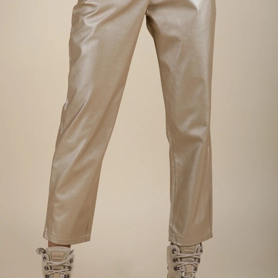 https://rawda-sy.kyveli.me/products/glammy-legging