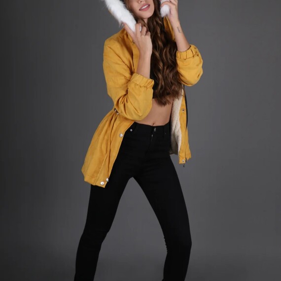 https://rawda-sy.kyveli.me/products/tedy-lined-suede-parka-coat
