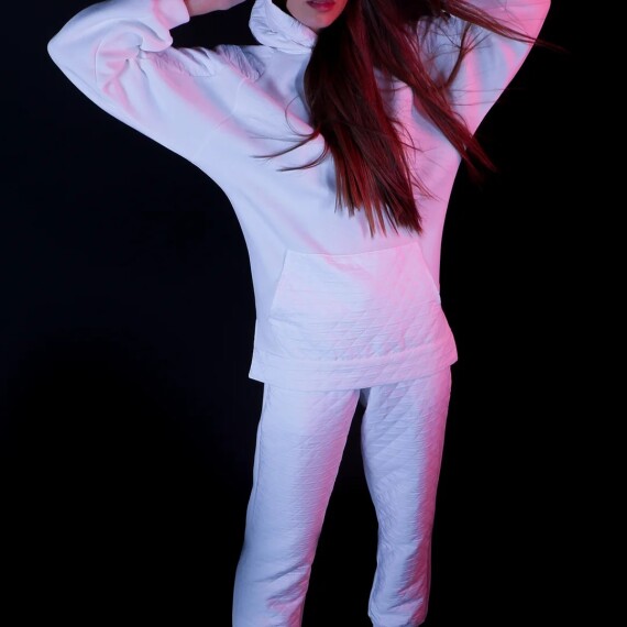 https://rawda-sy.kyveli.me/products/front-quilted-loungewear