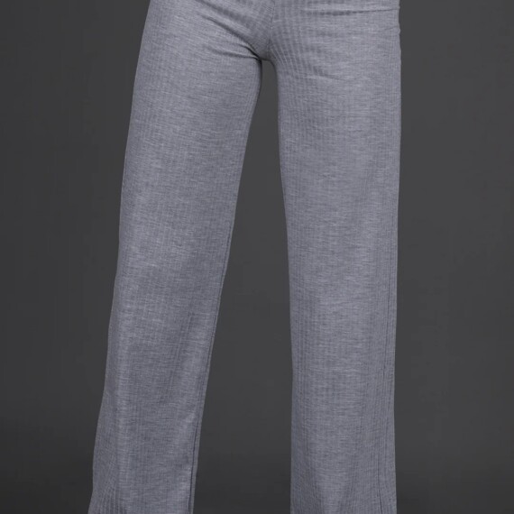 https://rawda-sy.kyveli.me/products/high-waist-comfo-pants