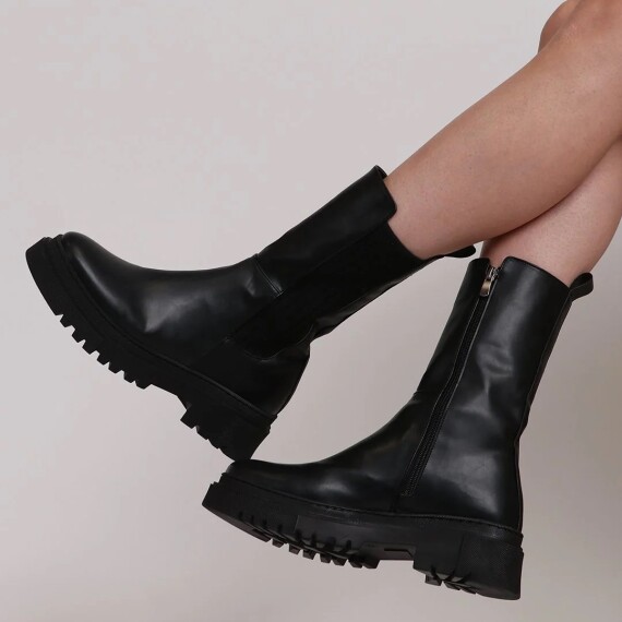 https://rawda-sy.kyveli.me/products/minimalist-mid-calf-chelsia-boots
