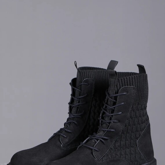 https://rawda-sy.kyveli.me/products/coccoo-suede-boots