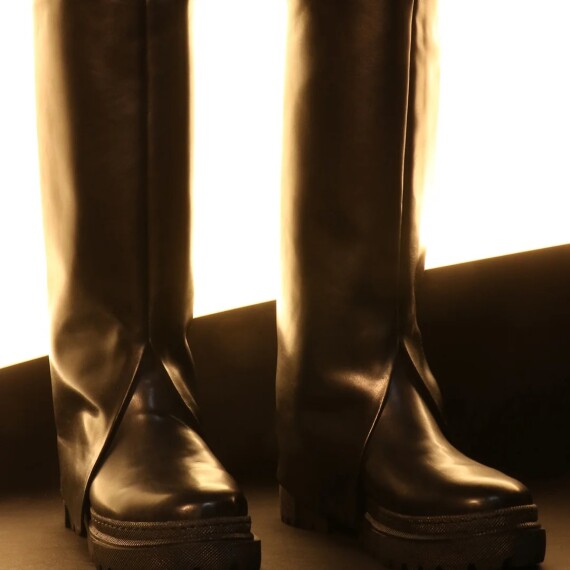 https://rawda-sy.kyveli.me/products/minimalist-boots