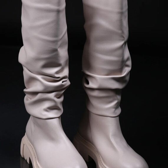 https://rawda-sy.kyveli.me/products/chunky-slouchy-boots
