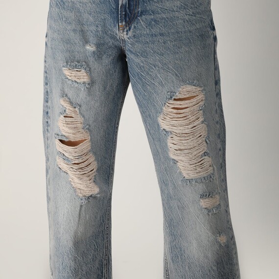 https://rawda-sy.kyveli.me/products/bersh-jeans