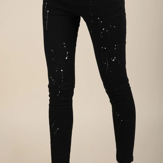 https://rawda-sy.kyveli.me/products/splashed-jeans