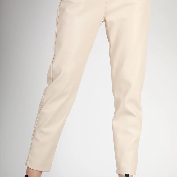 https://rawda-sy.kyveli.me/products/classy-lazy-sweat-pants