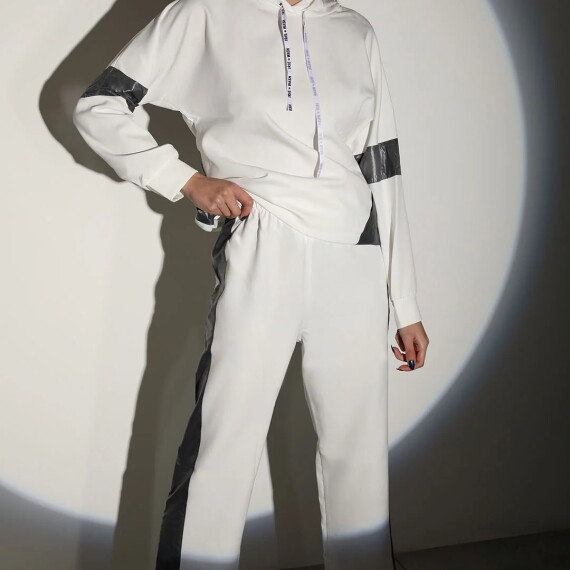 https://rawda-sy.kyveli.me/products/lounge-wear-sport
