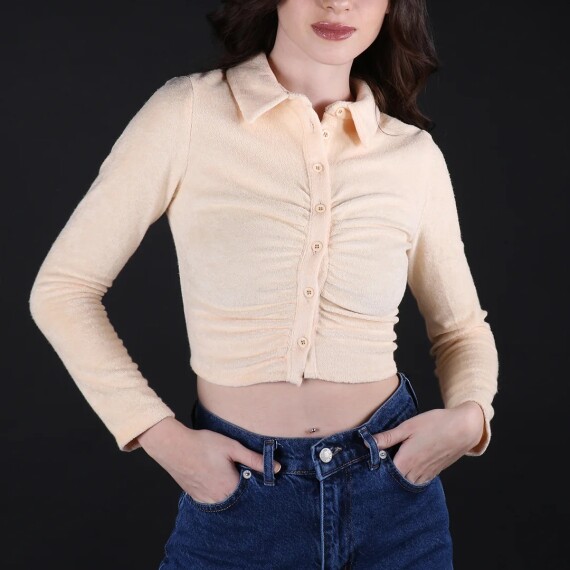 https://rawda-sy.kyveli.me/products/teddy-shirt