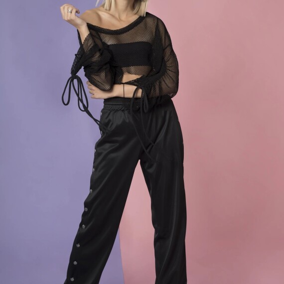 https://rawda-sy.kyveli.me/products/swagger-jogger-pants