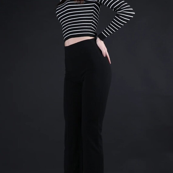 https://rawda-sy.kyveli.me/products/dazy-striped-sweater