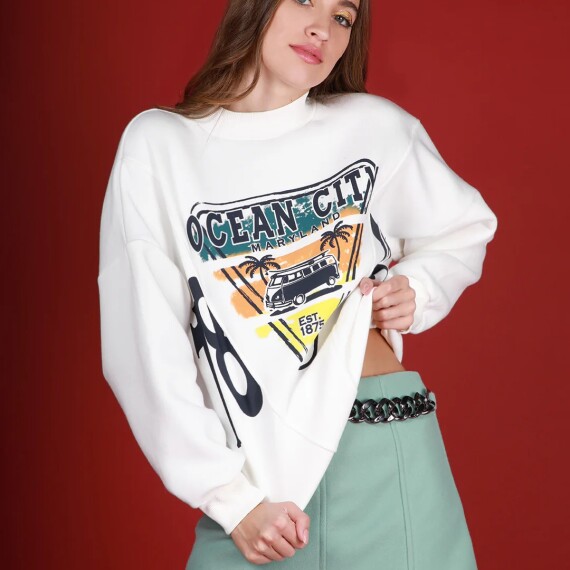 https://rawda-sy.kyveli.me/products/70s-retro-sweatshirt