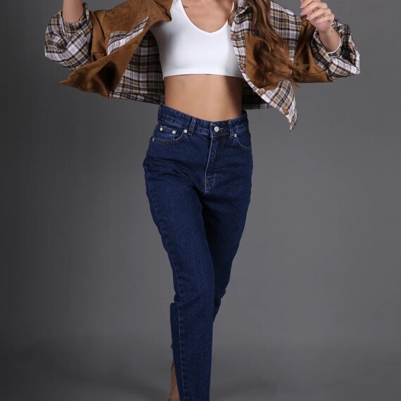https://rawda-sy.kyveli.me/products/plus-plaid-jacket
