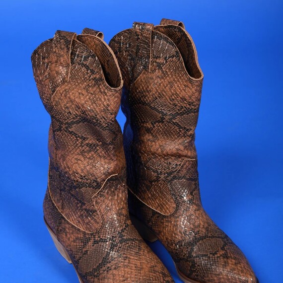 https://rawda-sy.kyveli.me/products/reptile-boots