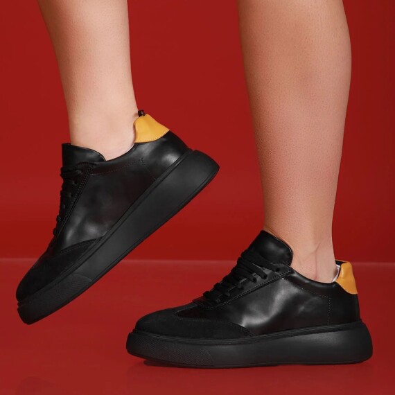 https://rawda-sy.kyveli.me/products/night-walk-sneakers