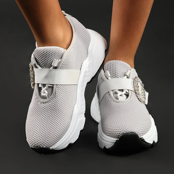 https://rawda-sy.kyveli.me/products/glimmer-sneakers