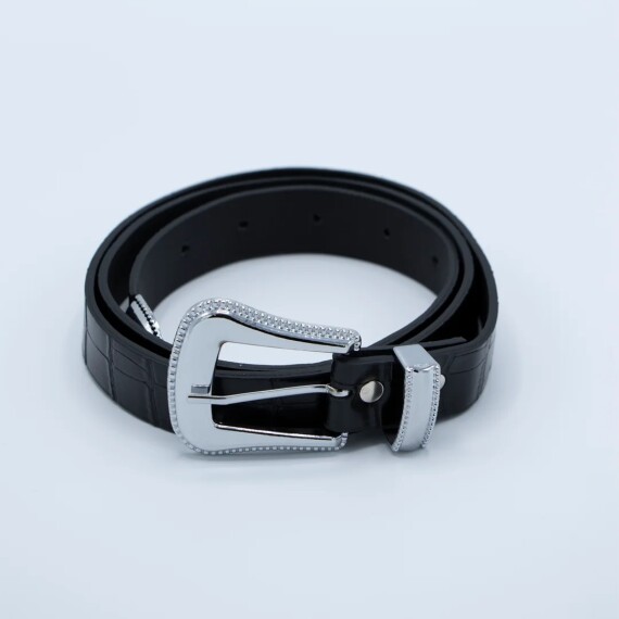 https://rawda-sy.kyveli.me/products/leather-belt