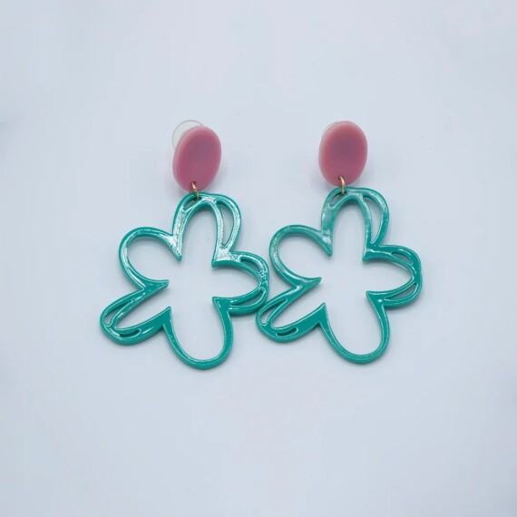 https://rawda-sy.kyveli.me/products/flower-shaped-1