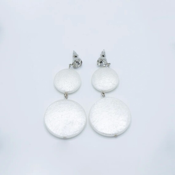 https://rawda-sy.kyveli.me/products/2-size-circles