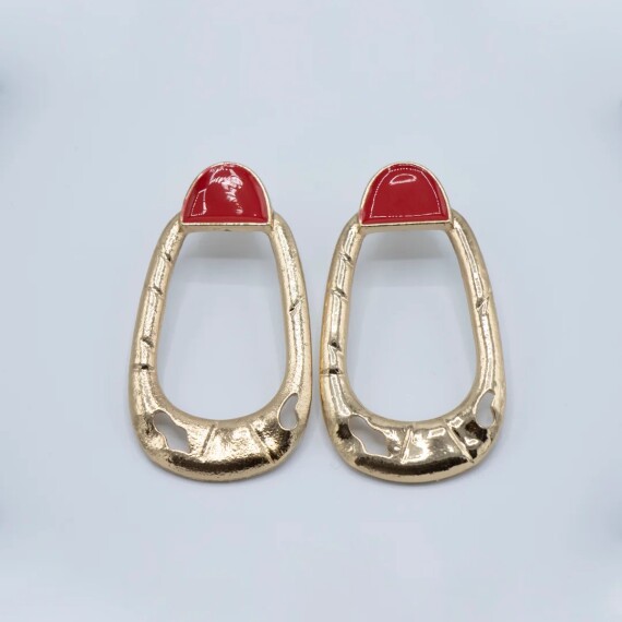 https://rawda-sy.kyveli.me/products/red-stoned-earring
