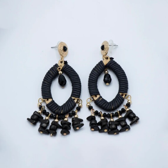 https://rawda-sy.kyveli.me/products/wooden-with-tassels