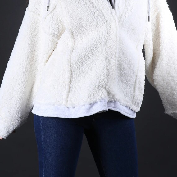 https://rawda-sy.kyveli.me/products/dual-pocket-fleece-jacket
