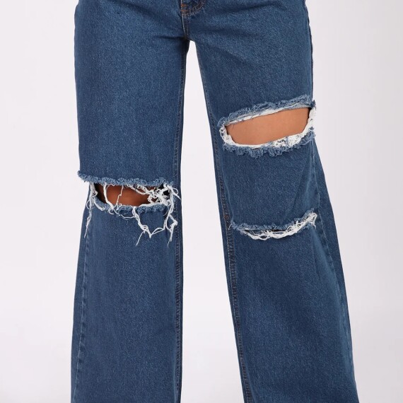 https://rawda-sy.kyveli.me/products/k-boss-ripped-jeans