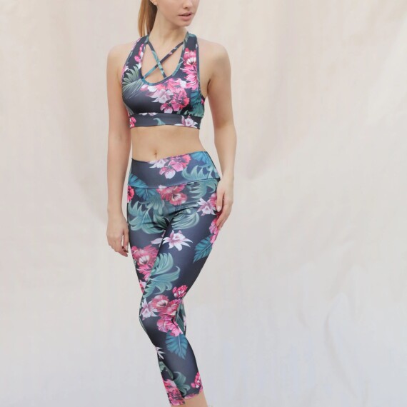 https://rawda-sy.kyveli.me/products/comfy-floral-set