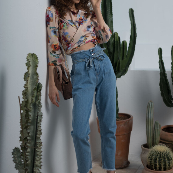 https://rawda-sy.kyveli.me/products/show-the-waist-jeans