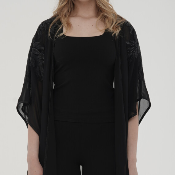https://rawda-sy.kyveli.me/products/sleeveless-top