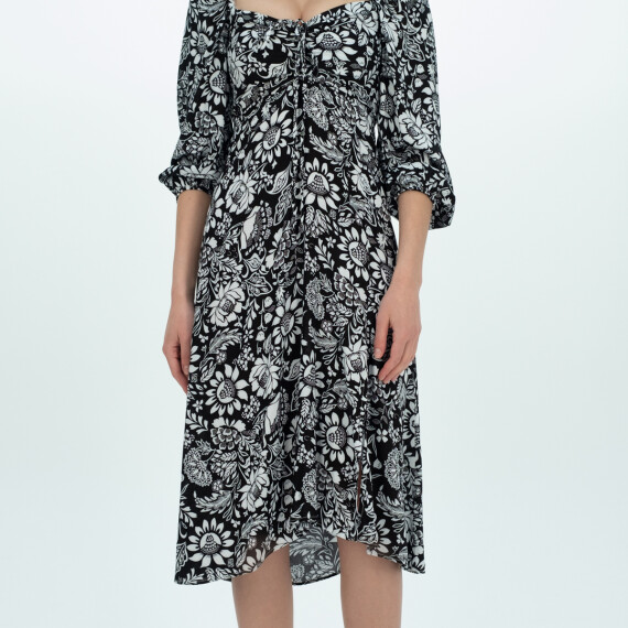 https://rawda-sy.kyveli.me/products/tie-dress