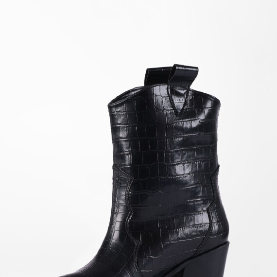 https://rawda-sy.kyveli.me/products/k8w26fw16986